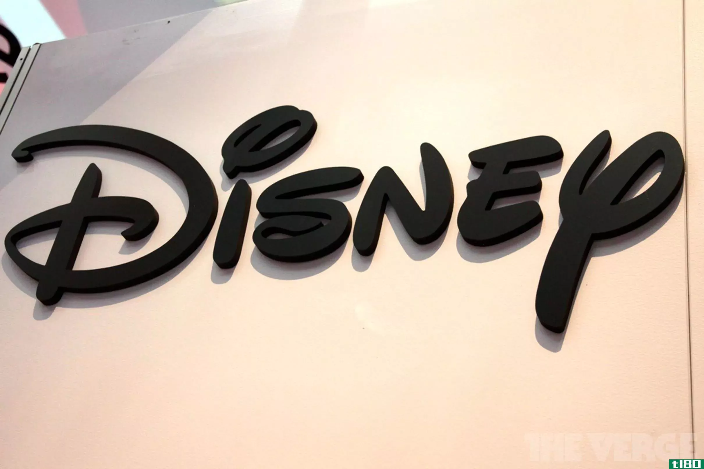 迪士尼正在国际上推出一项新的明星品牌流媒体服务