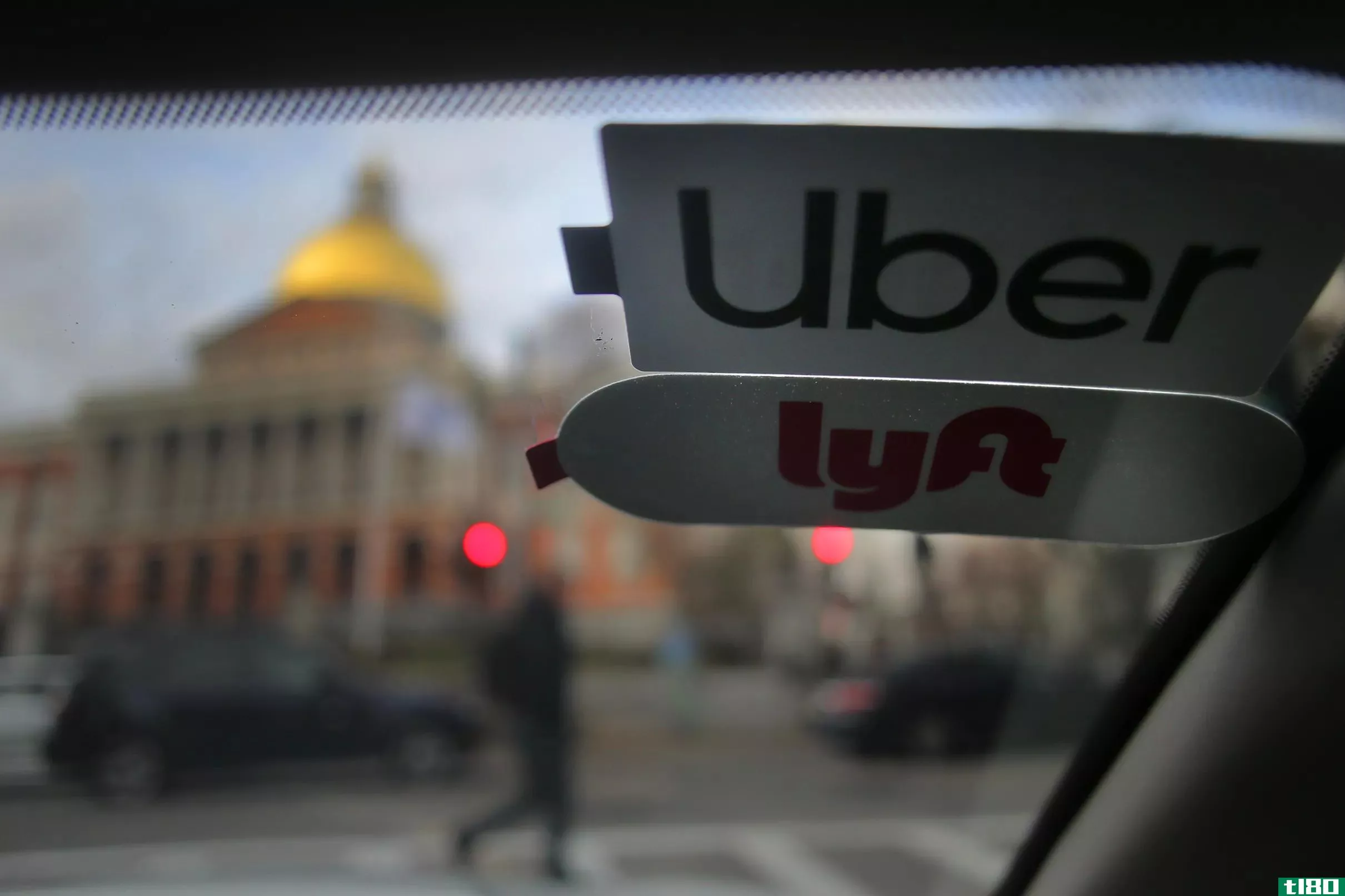 马萨诸塞州起诉uber和lyft的司机分类问题