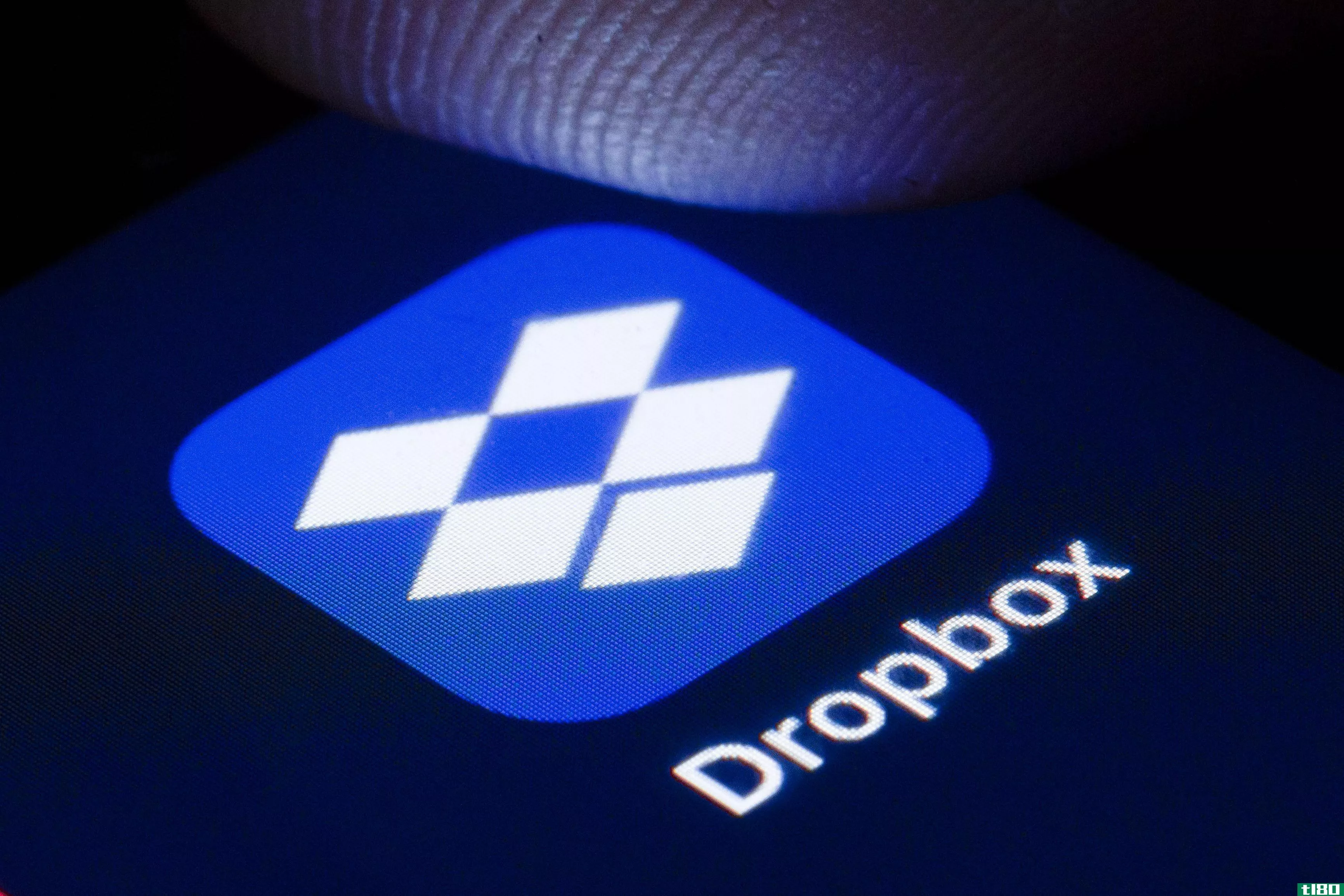 dropbox已经悄悄地在私人测试版中推出了一个新的密码管理器