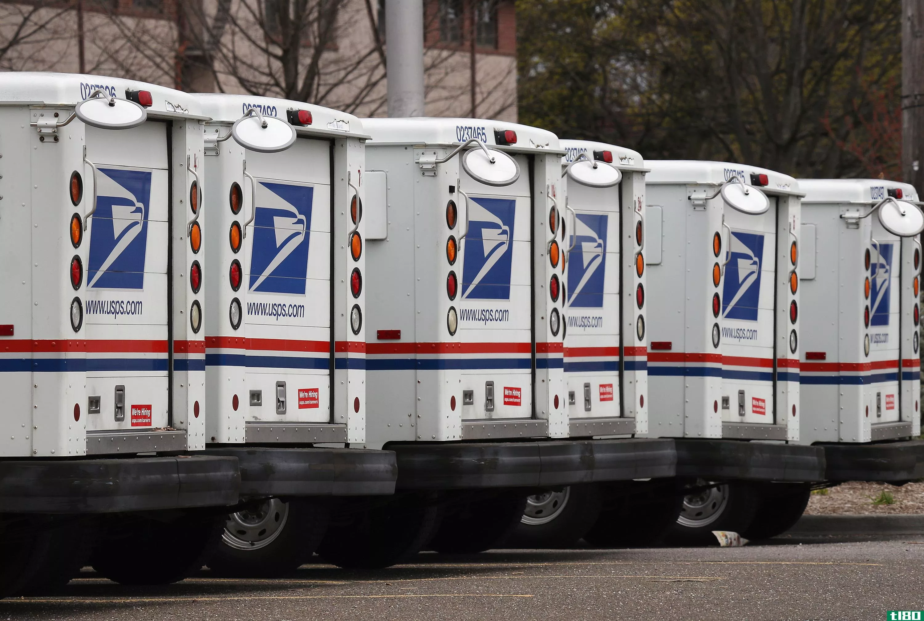 美国邮政因流感大流行推迟下一代邮车计划
