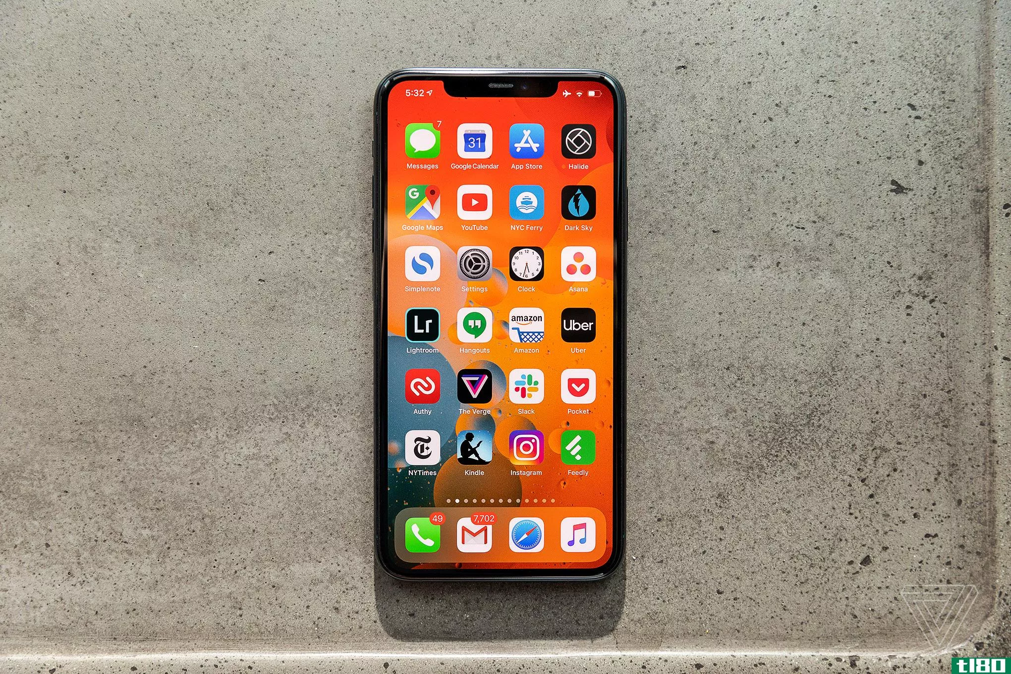 苹果可能在2020款iphone中使用自己的5g天线