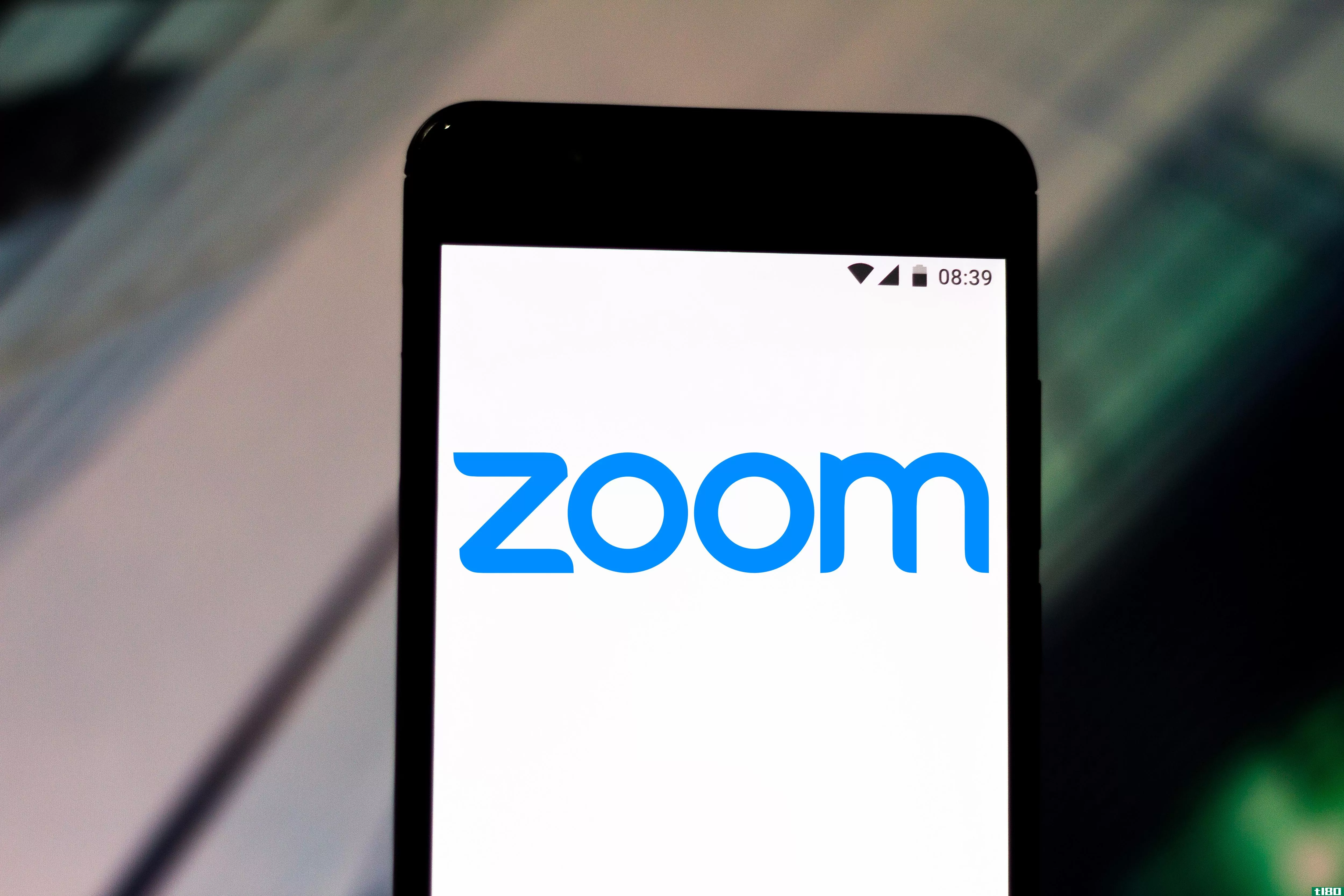 zoom更新ios应用程序以删除将设备数据发送到facebook的代码