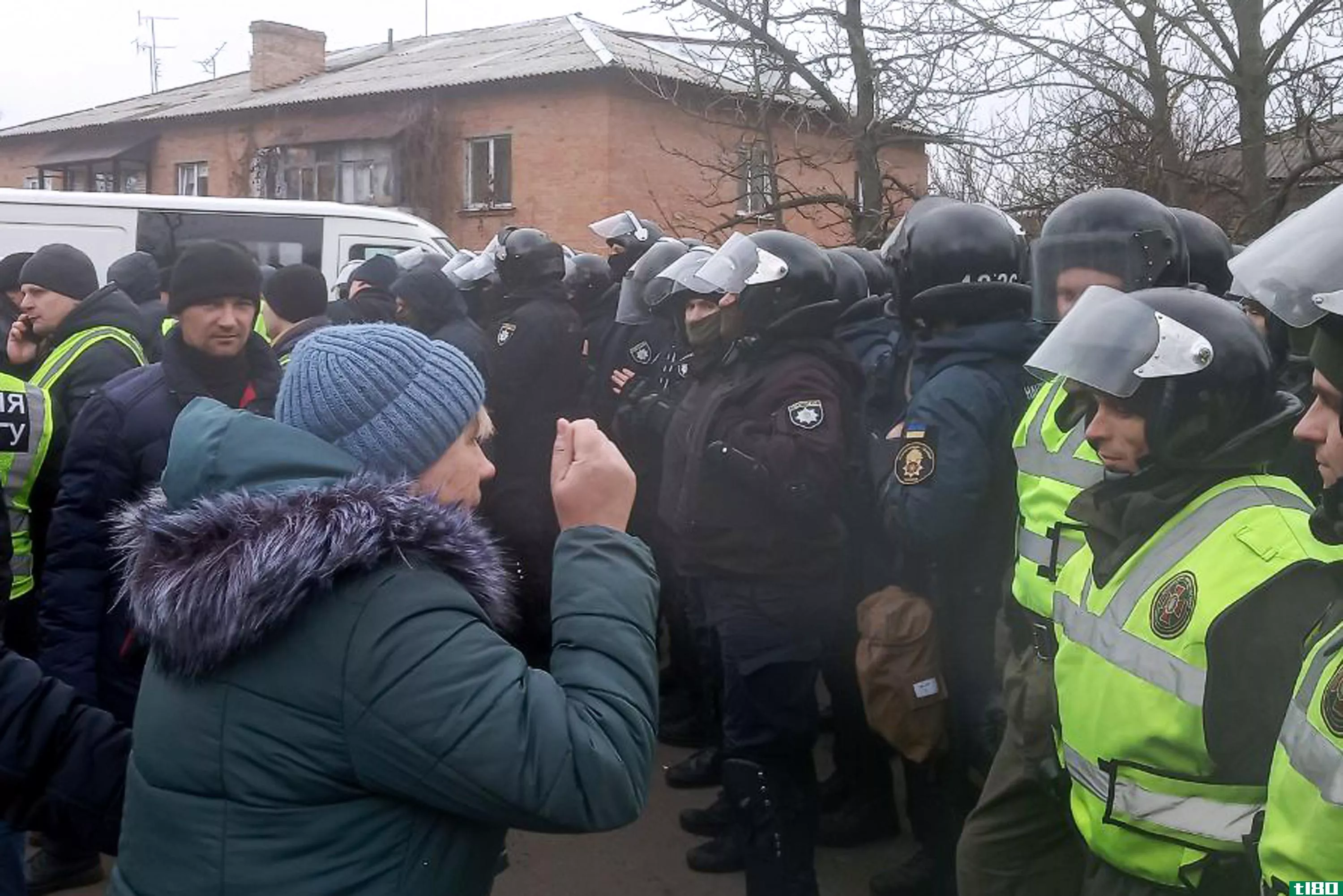 冠状病毒电子邮件骗局导致乌克兰发生暴力抗议