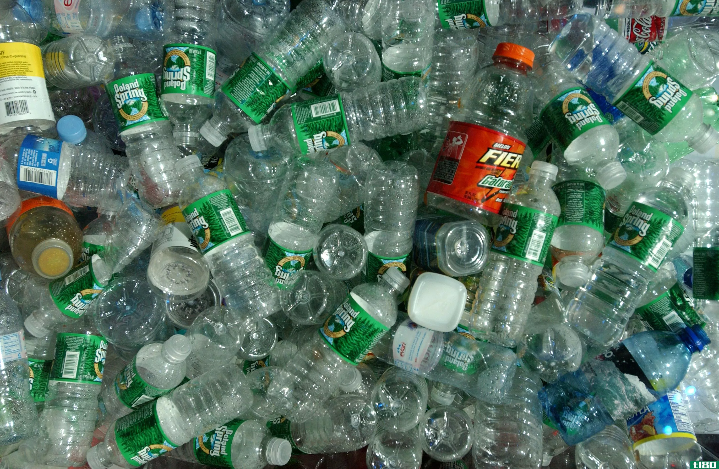 纽约市正在打击塑料瓶