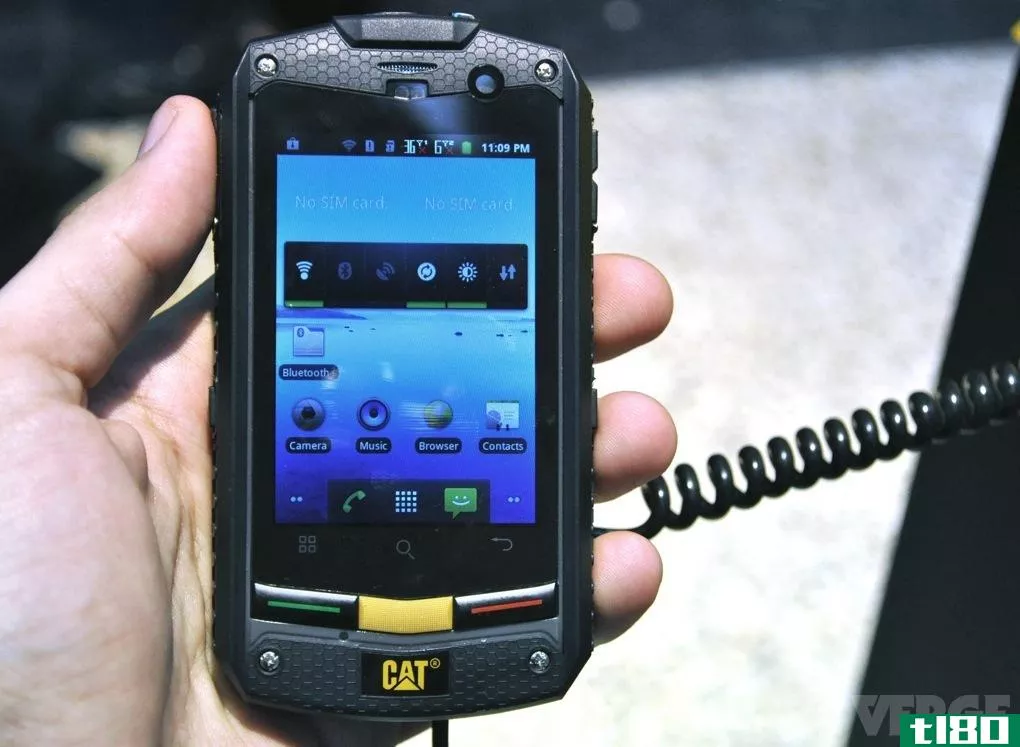 卡特彼勒推出cat b10加固型智能手机（实际操作）