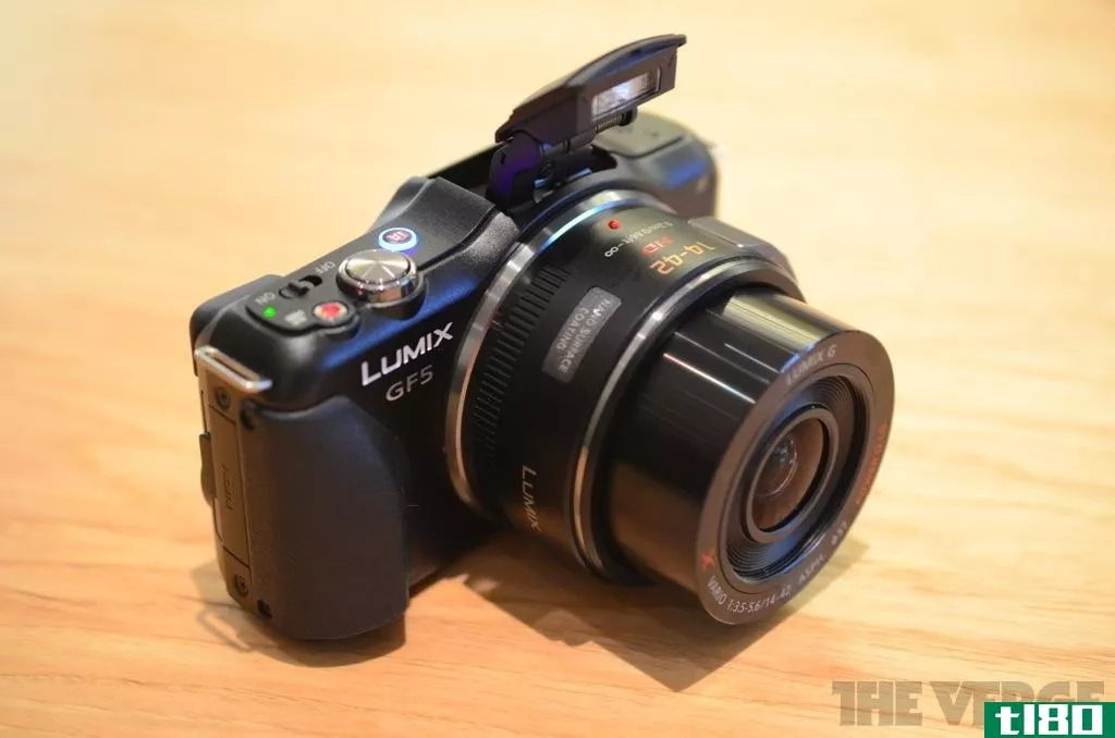 松下lumix dmc-gf5微型三分之四相机宣布改善用户界面和低光拍摄