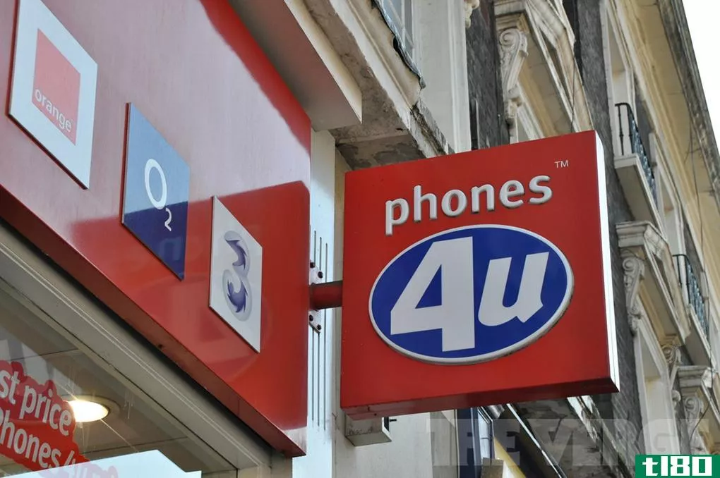 三星和phones4u在伦敦市中心的一家商店内开设了分店