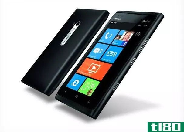 at&t上的nokia lumia 900支持可视语音邮件，但其他windows phone用户可能无法使用