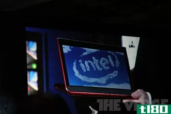 英特尔宣布推出带滑动键盘的参考平板电脑