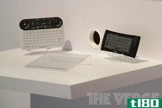 索尼在ces 2012年推出的第二代谷歌电视遥控器？
