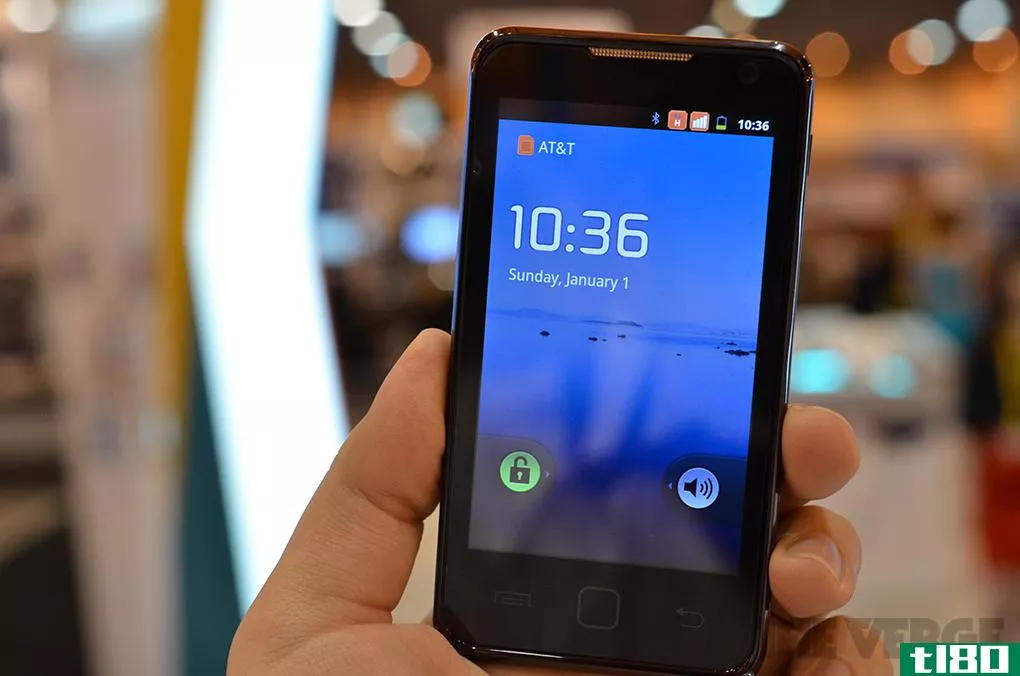 unnecto quattro实战版：一款售价低于200美元（视频）的无锁双卡android手机