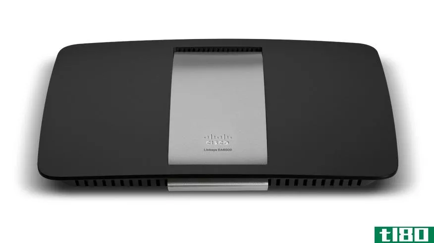 思科宣布推出首款802.11ac路由器ea6500，并推出连接云平台