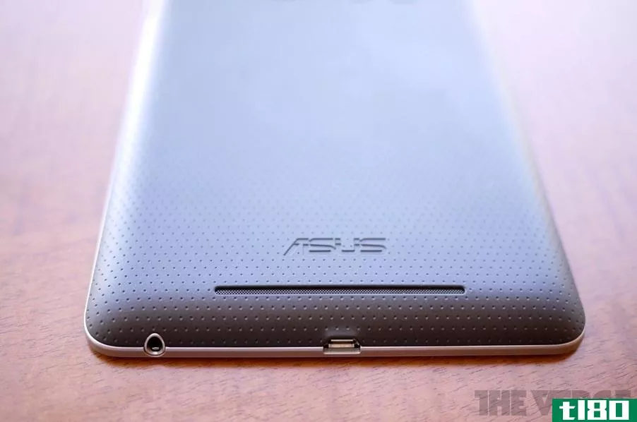 有了一毫米，Nexus7就证明了功能强大且轻薄的设备仍然可以修复