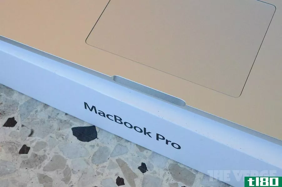 苹果推出更新以修复带有视网膜显示轨迹板的无响应MacBookPro