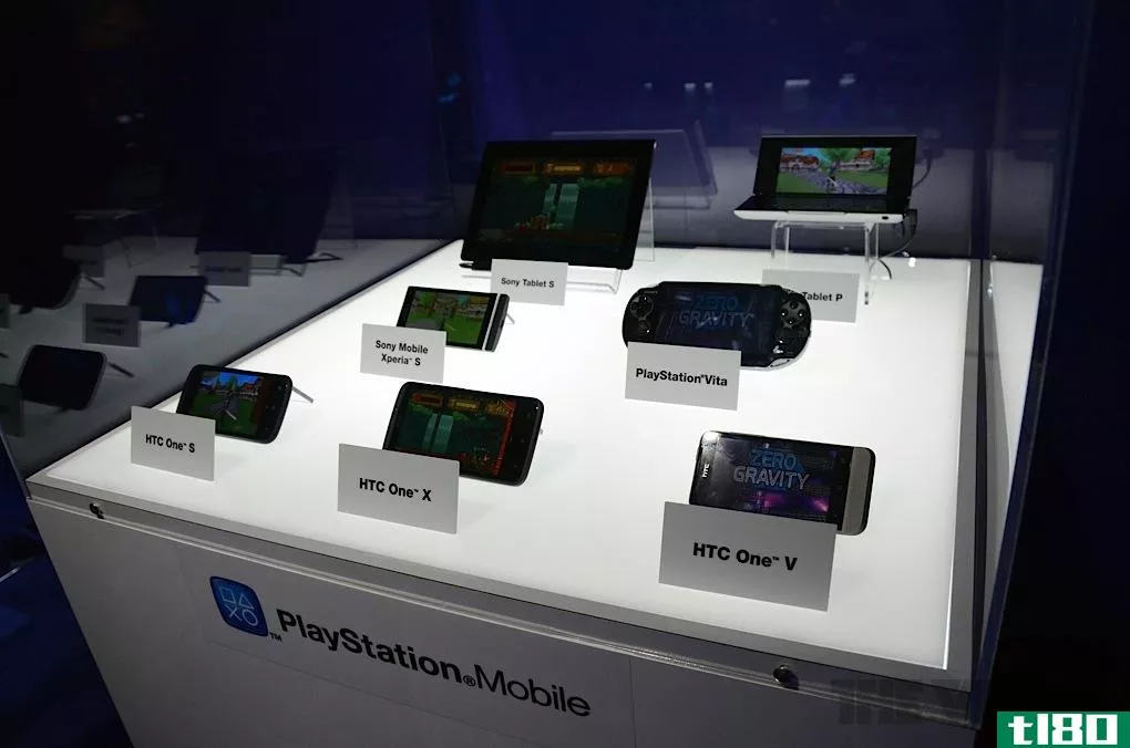 运行playstation mobile的htc one手机出现在索尼e3展台