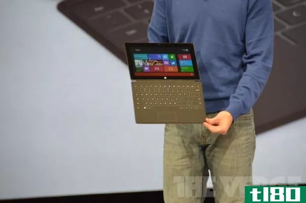 微软surface touch cover拥有完整的多点触控键盘和触摸板