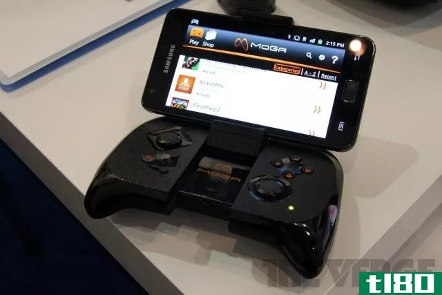 power a的moga控制器可以将任何android智能手机变成游戏手持设备（动手操作）
