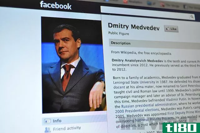 马克·扎克伯格将在“俄罗斯硅谷”之行中会见德米特里·梅德韦杰夫