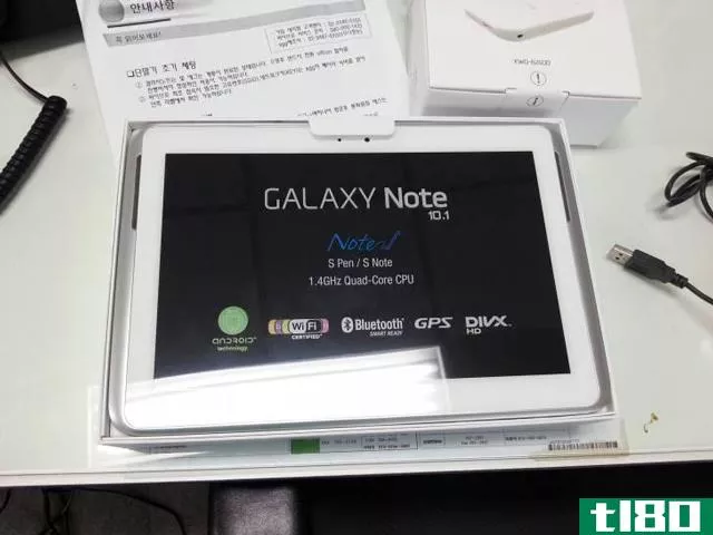 三星galaxy note 10.1无包装，拥有2gb内存和手机信息功能