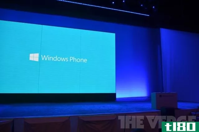 彭博社称，htc放弃了大屏幕windows phone的计划