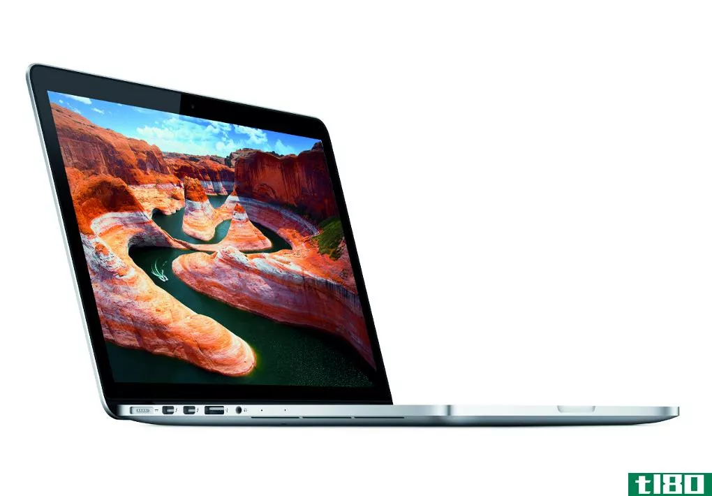 苹果公司推出了新的13英寸MacBookPro，带有retina显示屏，今天售价1699美元