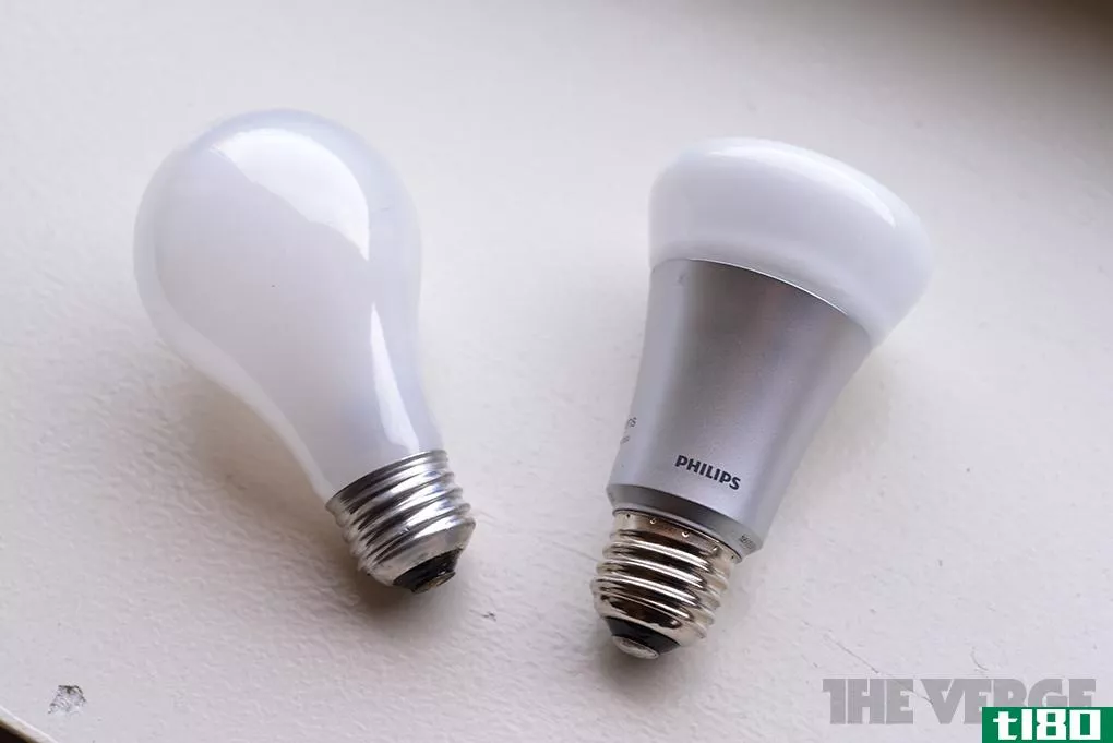 智能灯泡：拧入一个led灯泡需要多少功能？