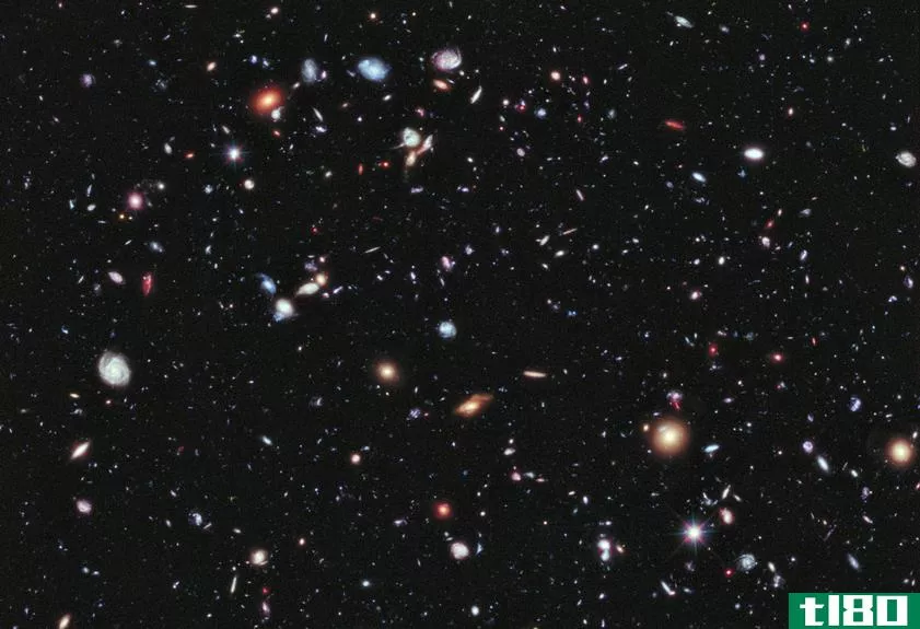哈勃太空望远镜拍摄的新照片可以追溯到130亿年前