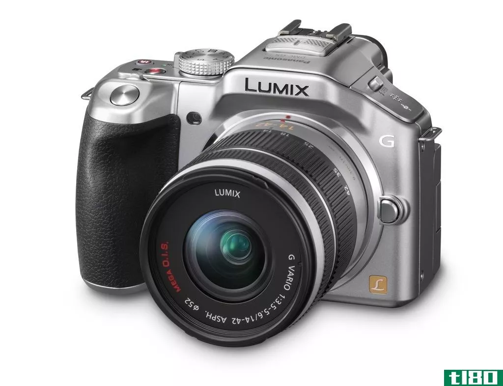 松下宣布推出搭载1600万像素传感器和新处理器的LumixG5微型三分之四摄像头