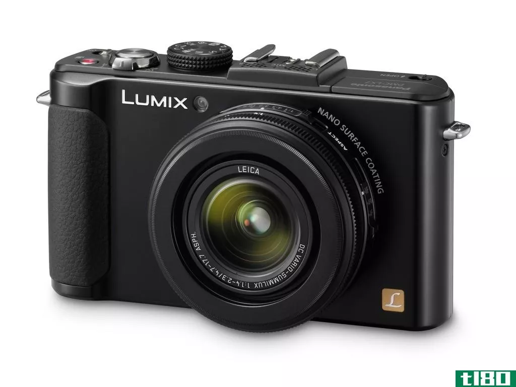 松下首次推出5款全新lumix紧凑型相机，包括超快lx7和fz200超变焦