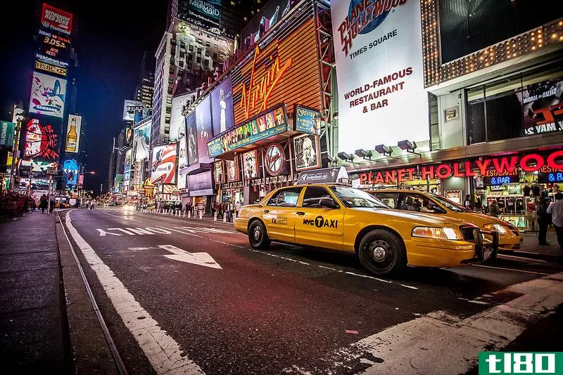 纽约市监管机构批准了uber等出租车招呼应用的有限试点计划