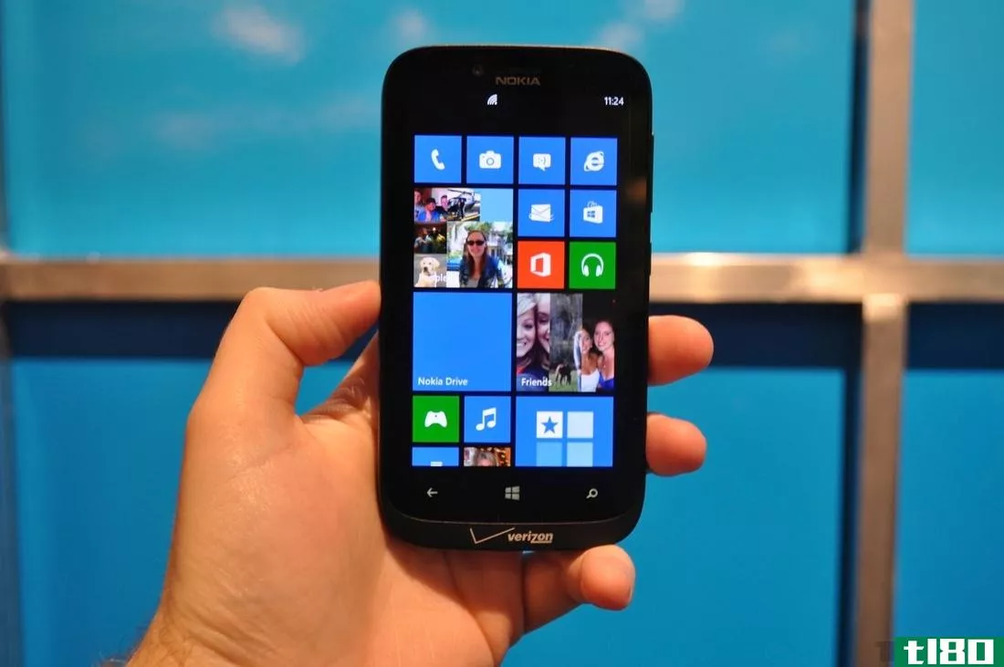 诺基亚lumia 822实用照片和视频