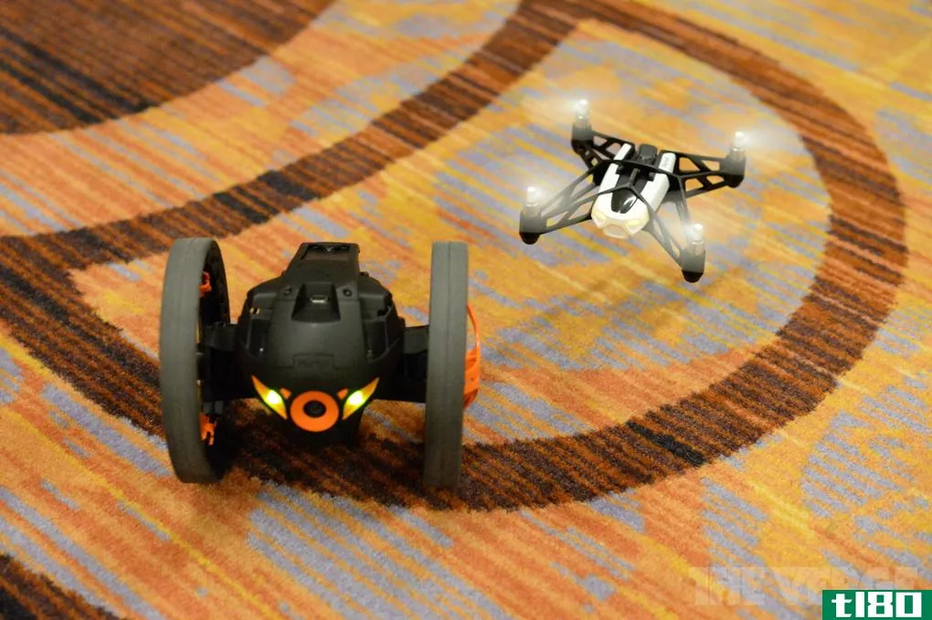 鹦鹉揭示了新的负担得起的飞行无人机和两轮车建造的基础上ar.drone