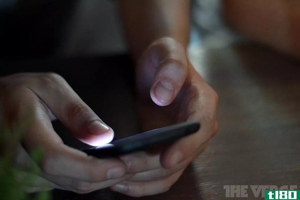 美国国家安全局的“dishfire”计划据说每天捕获近2亿条短信