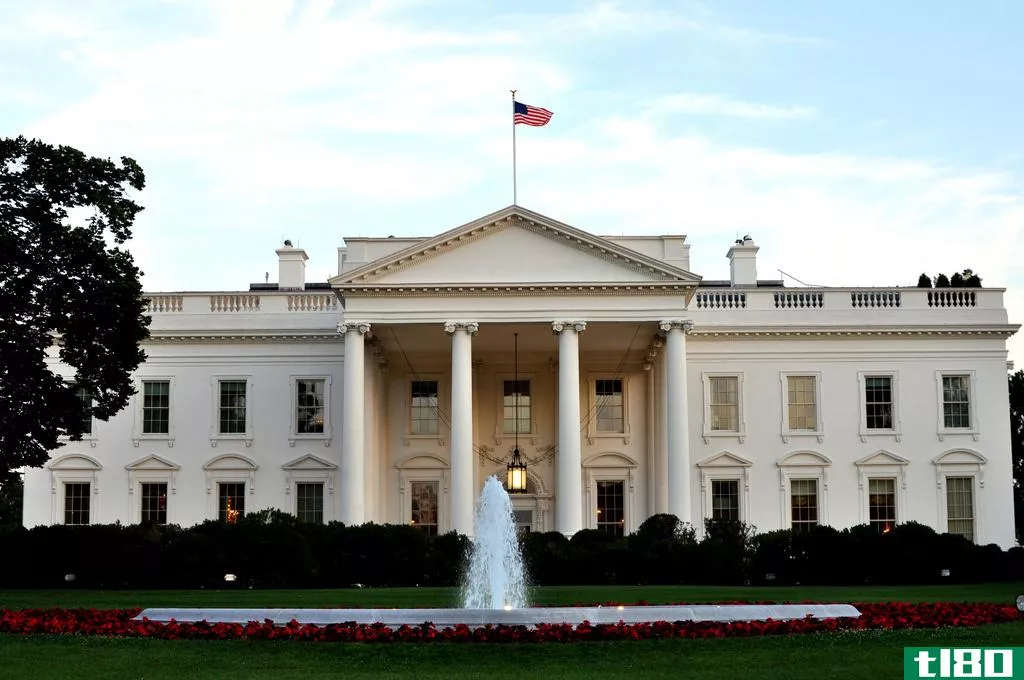 白宫将任命罗恩·克莱恩为“埃博拉沙皇”