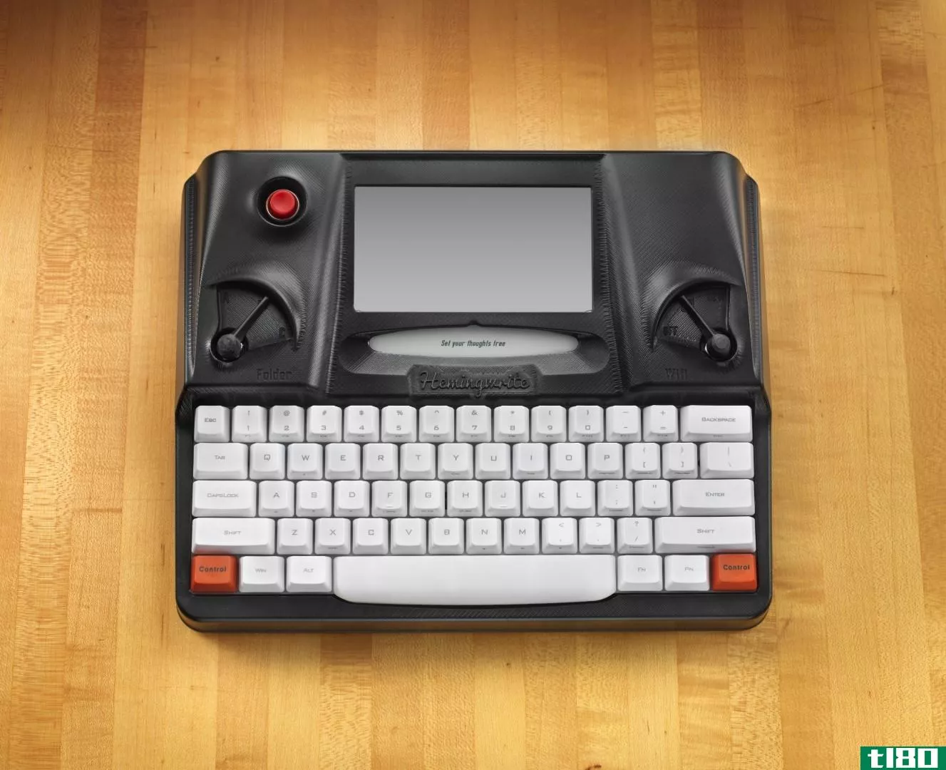 海明威云同步打字机现在有一个真正的kickstarter运动