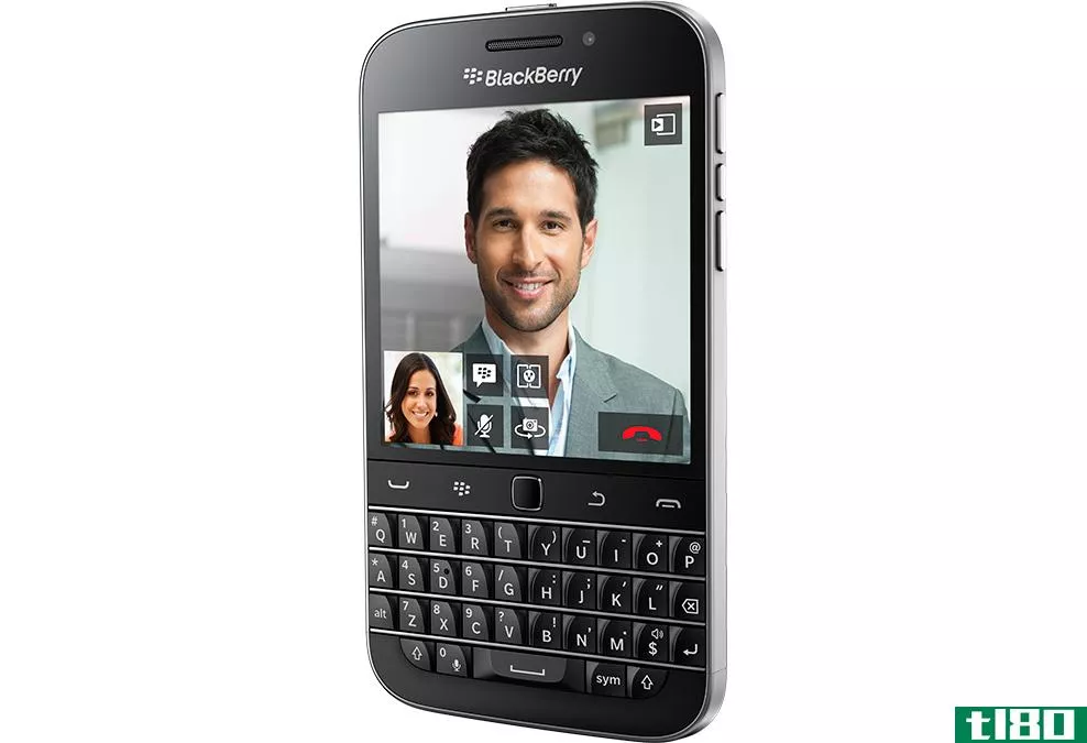 黑莓昨天正式发布了一款智能手机classic