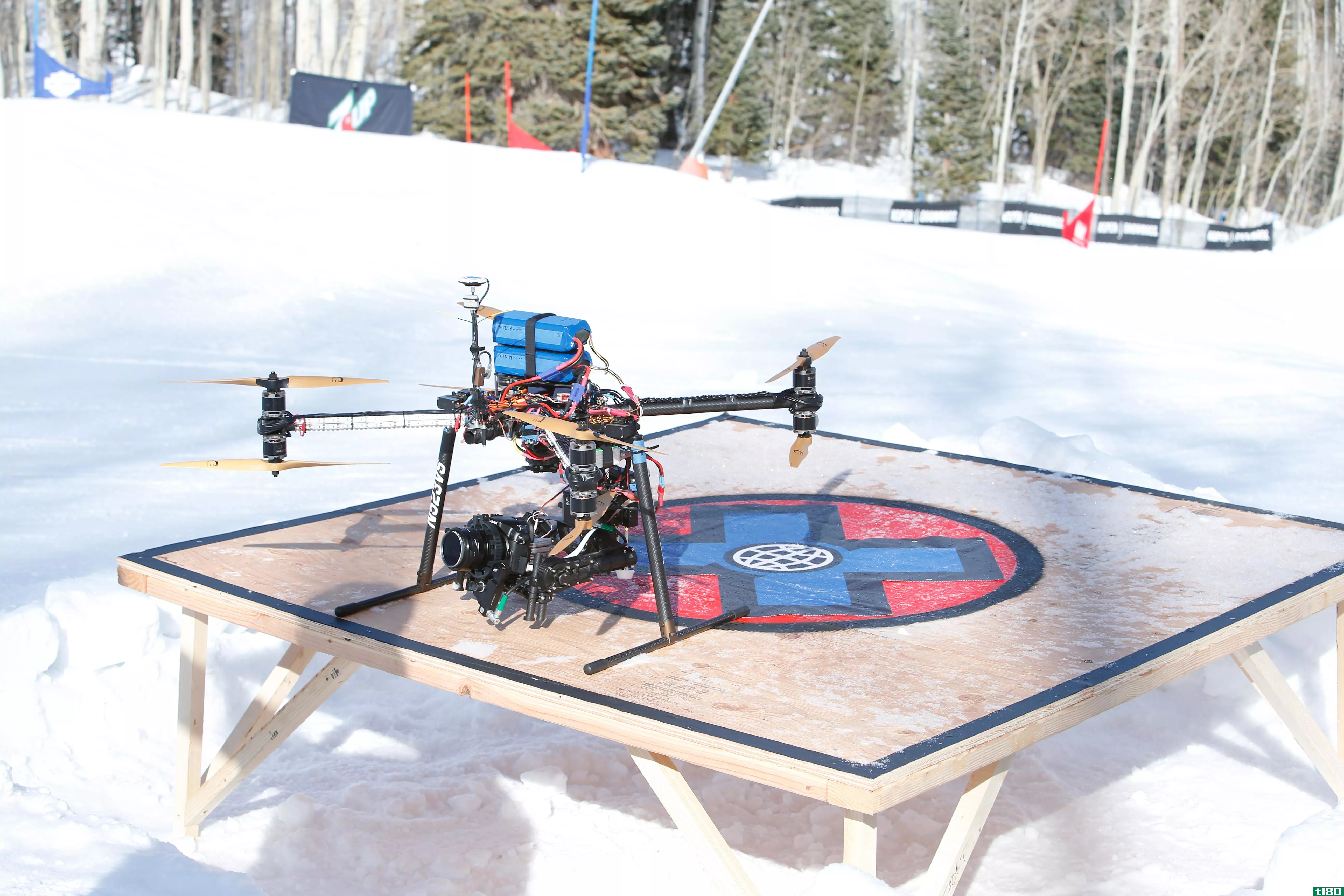 espn正在用无人机拍摄冬季x游戏