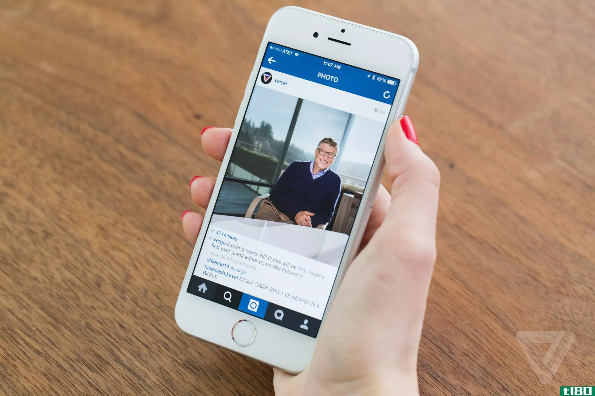 instagram现在允许你上传照片集，但前提是你是一个品牌