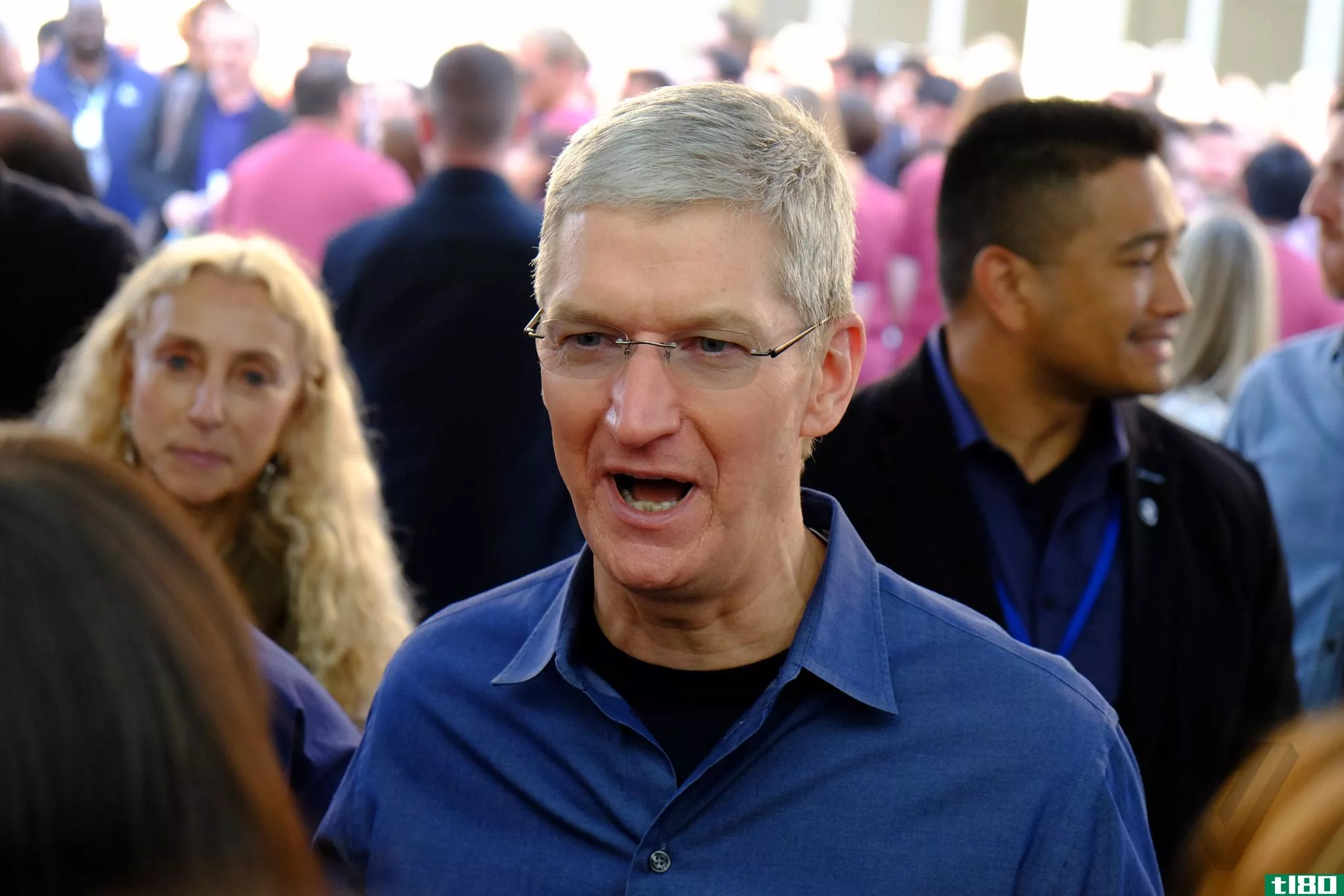 蒂姆•库克（timcook）说，苹果本可以在“几年前”生产更大的iphone