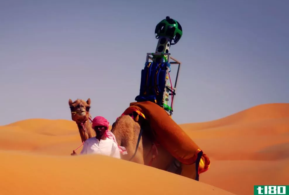 谷歌把街景摄像机放在骆驼背上，在阿拉伯沙漠巡游