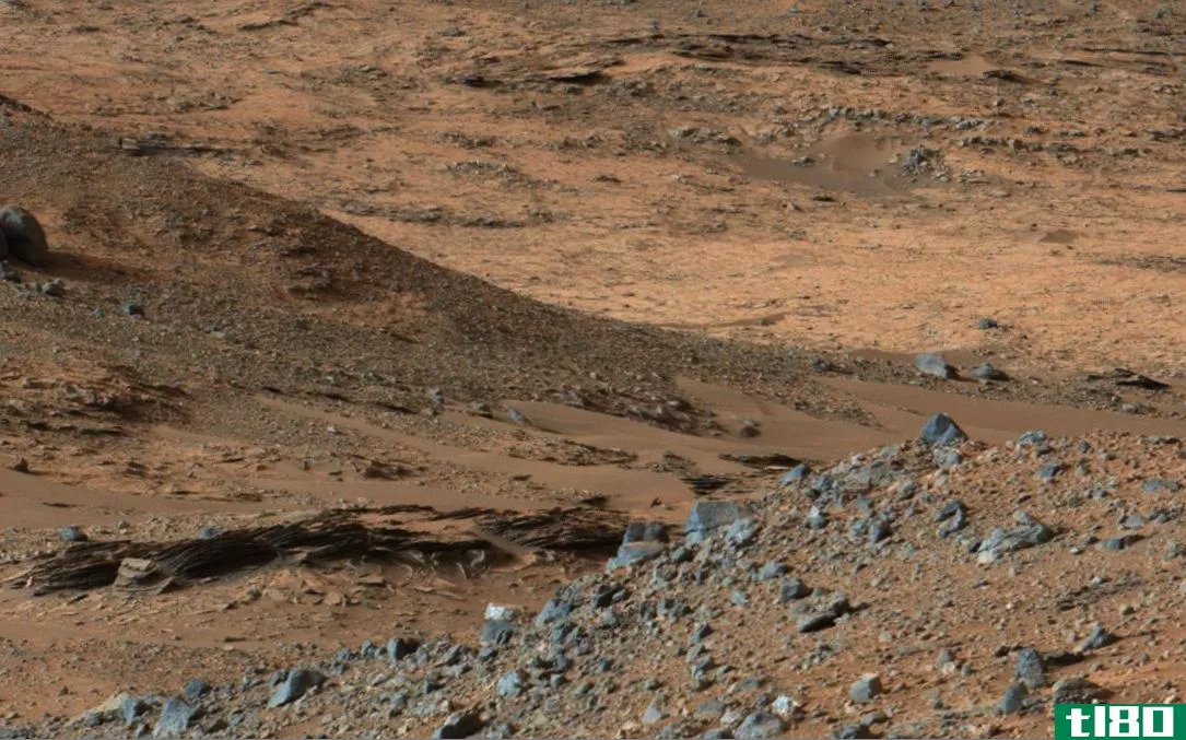 好奇号火星车实现了长期目标：一座巨大的火星山