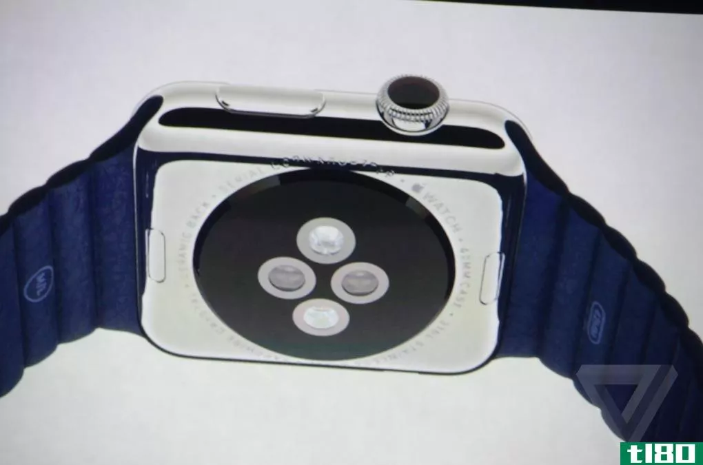 苹果手表使用四个传感器来检测你的脉搏