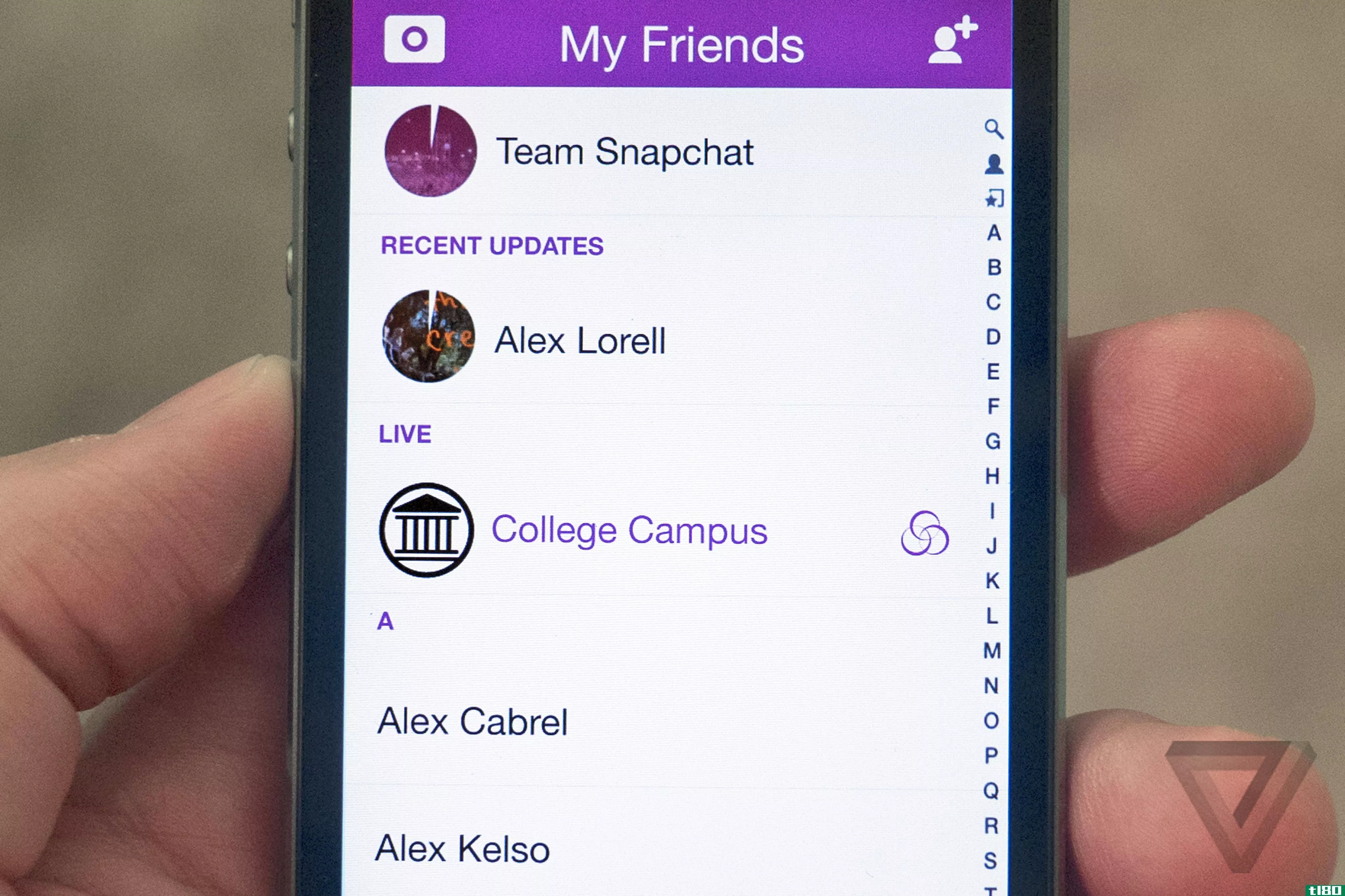 snapchat的下一个故事是大学生活的现场直播