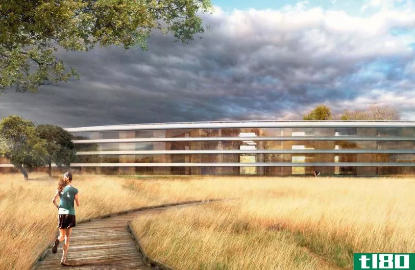 苹果首席执行官蒂姆•库克说，新的太空船园区将是“地球上最绿色的建筑”