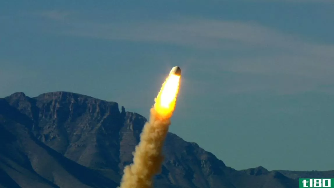 杰夫·贝佐斯的航空航天公司今年将发射一枚火箭