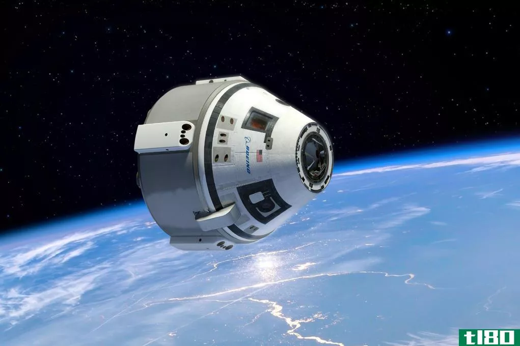 美国宇航局说，spacex和波音公司正在发射美国宇航员的途中