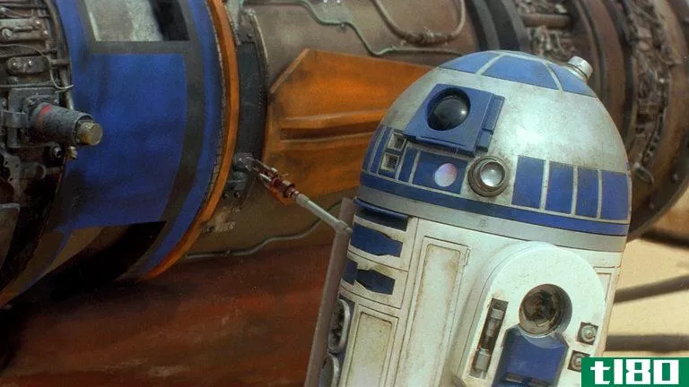 R2-D2 in a screenshot from 'Star Wars Episode I: The Phantom Menace'