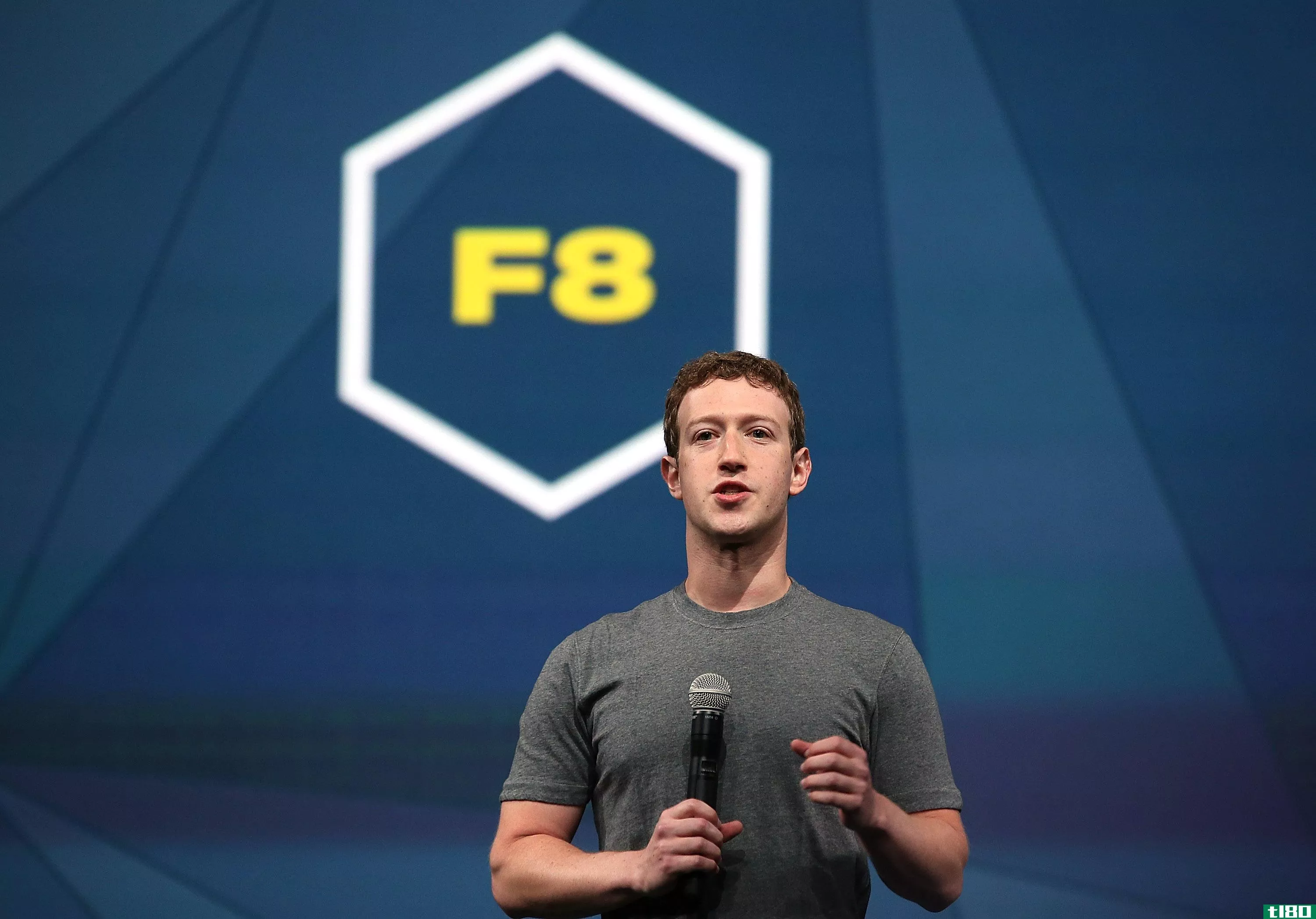 facebook应用泄露了新的messenger平台和f8的“传送”