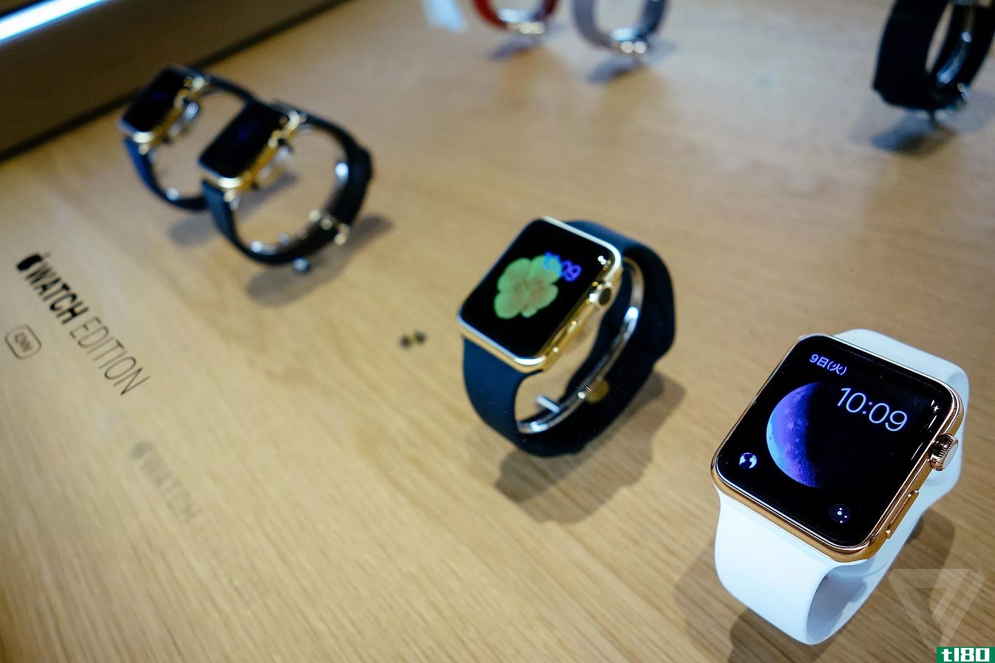 你现在可以订购苹果手表，并试穿它