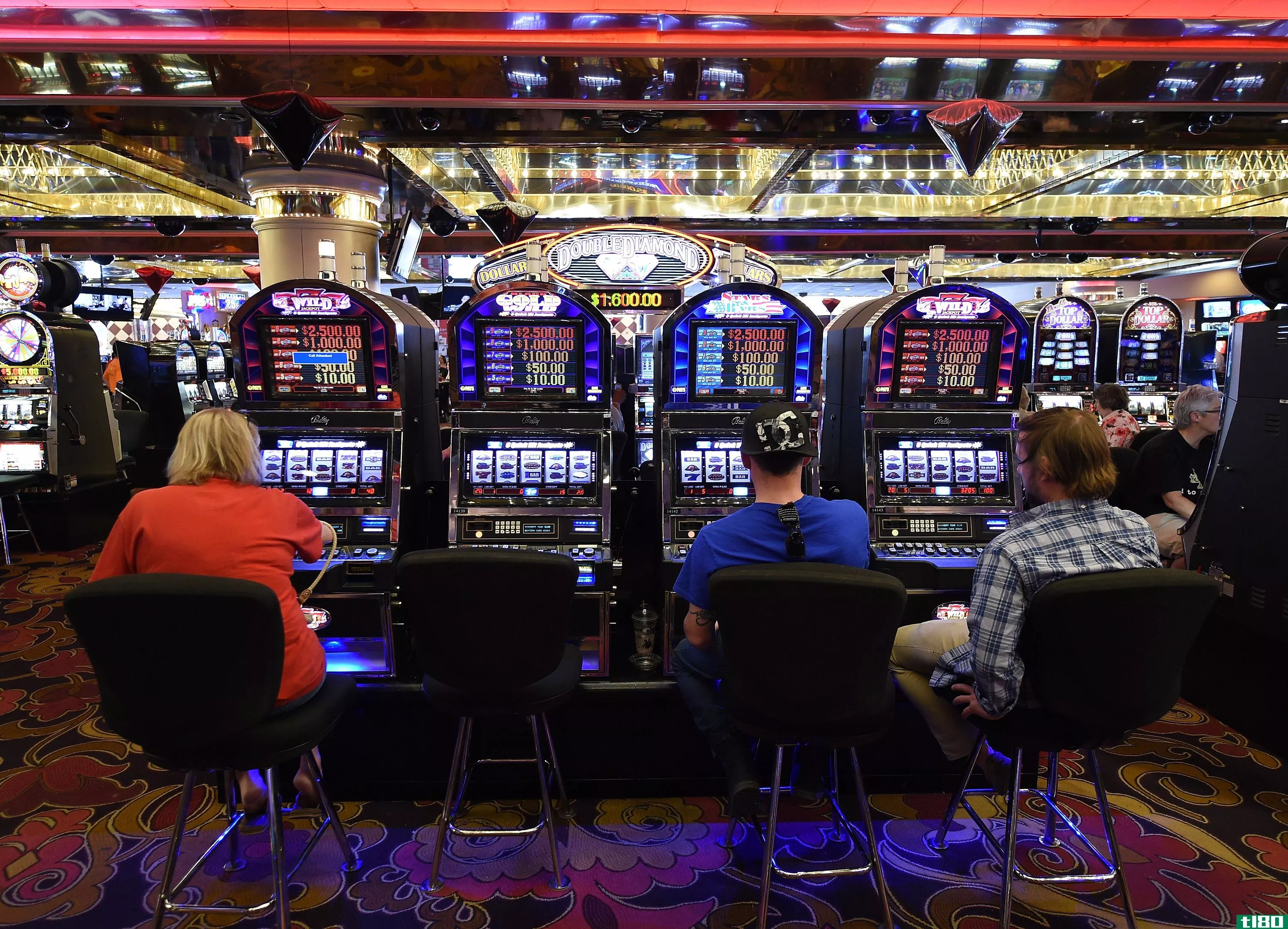 内华达州说，每日幻想体育网站是赌博，必须停止运作